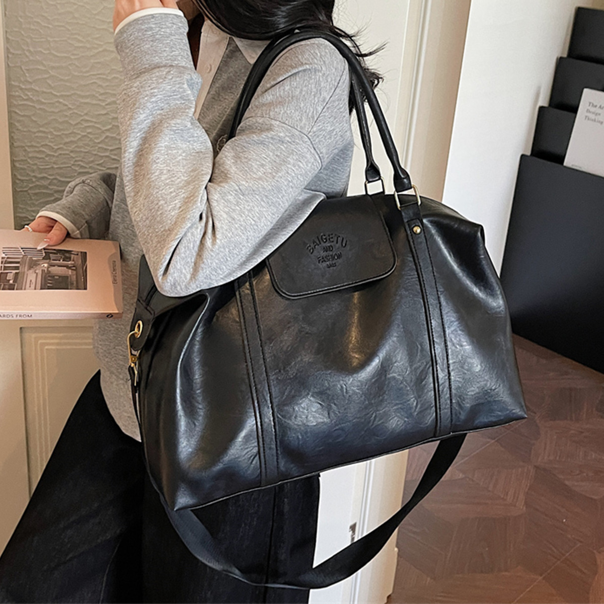 Women Bags For Airport - Large Capacity Retro Patent Leather Crossbody