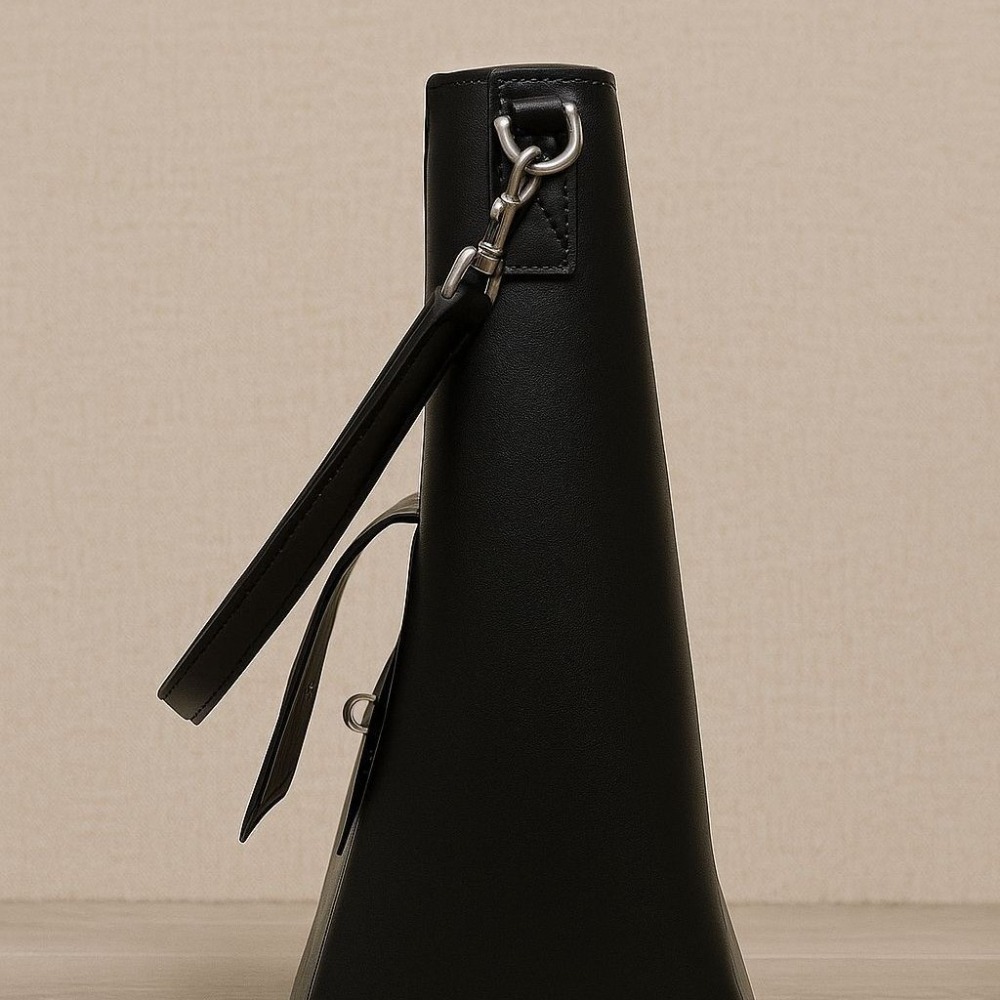 High-quality Locomotive Wind T - Women Bags Trend 2025 评论和价格