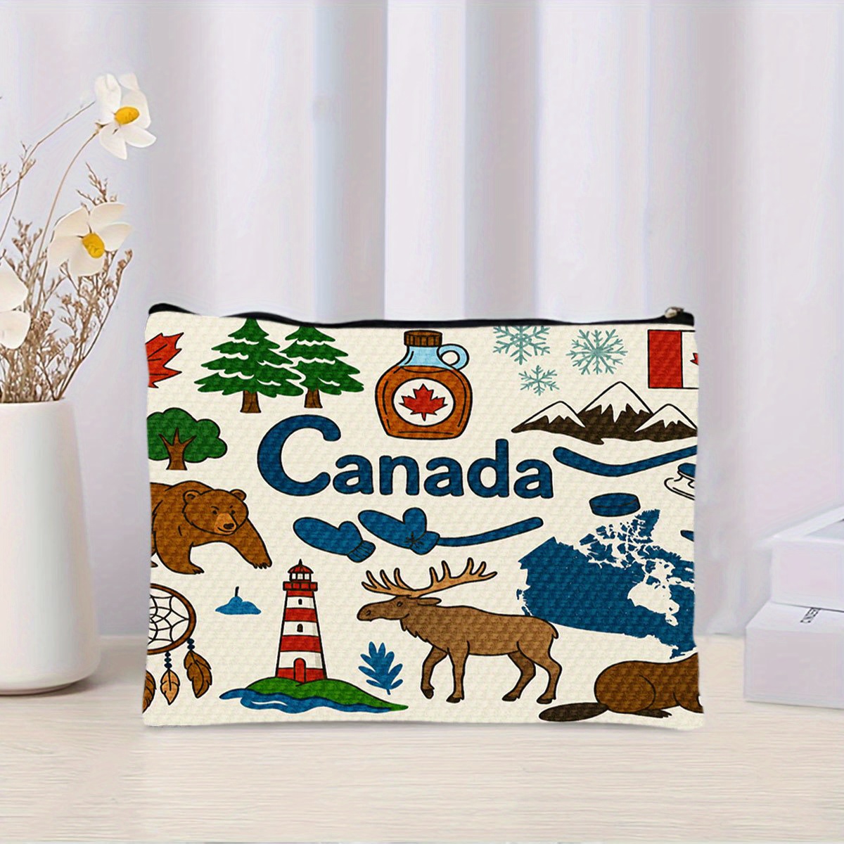 A Canada themed cosmetic bag - - Women Bags In Canada 评论和价格