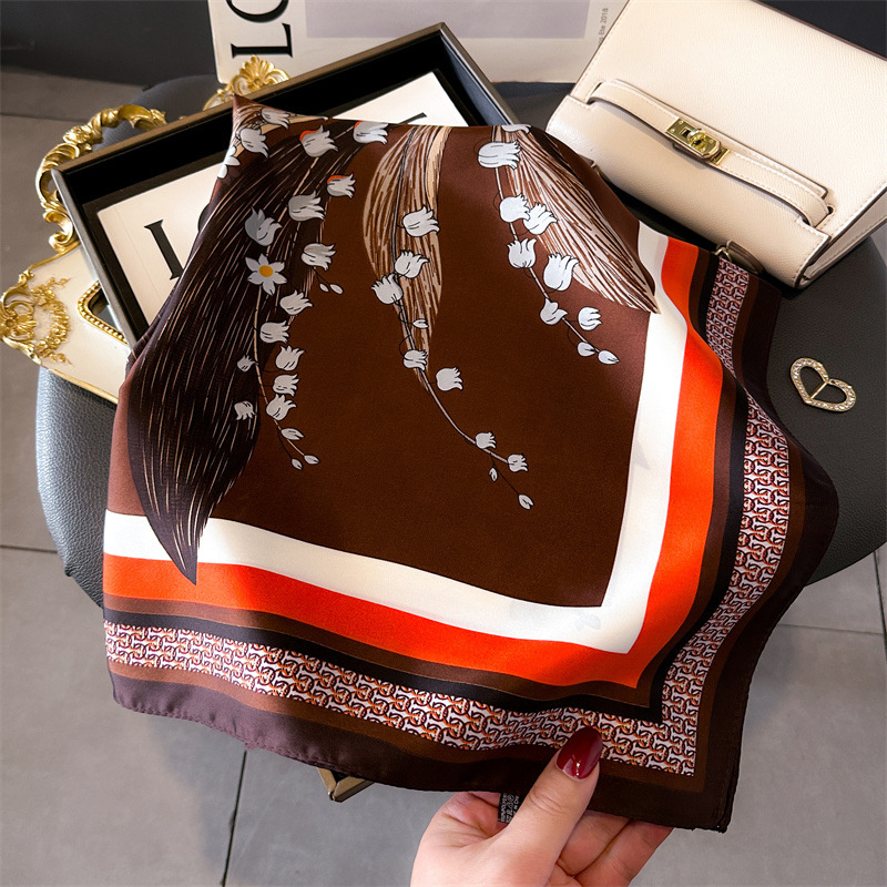 2025 New Fashion 70X70cm Print - Women Bags Trend 2025 评论和价格