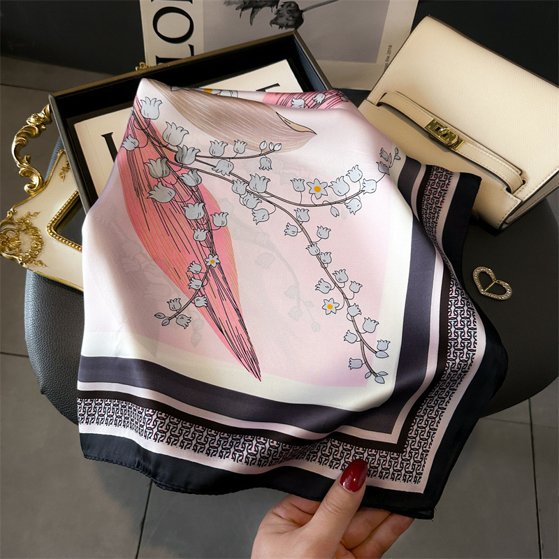 2025 New Fashion 70X70cm Print - Women Bags Trend 2025 评论和价格